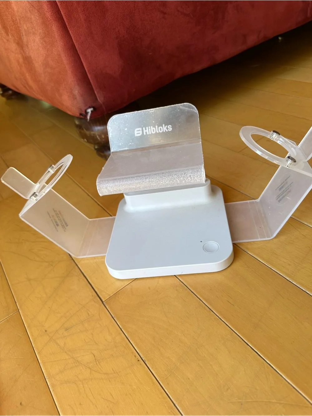 White VR Headset and Controllers Charging Stand with Cable